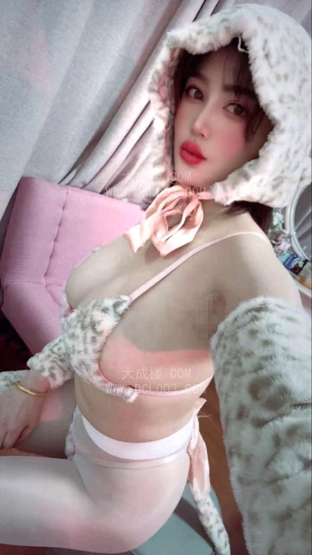 南京巨乳性感女郎静静
