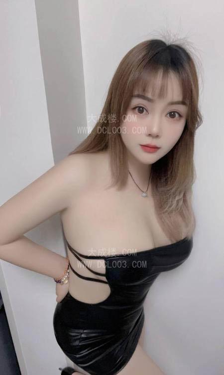 宝山肤白大胸服务好妹子