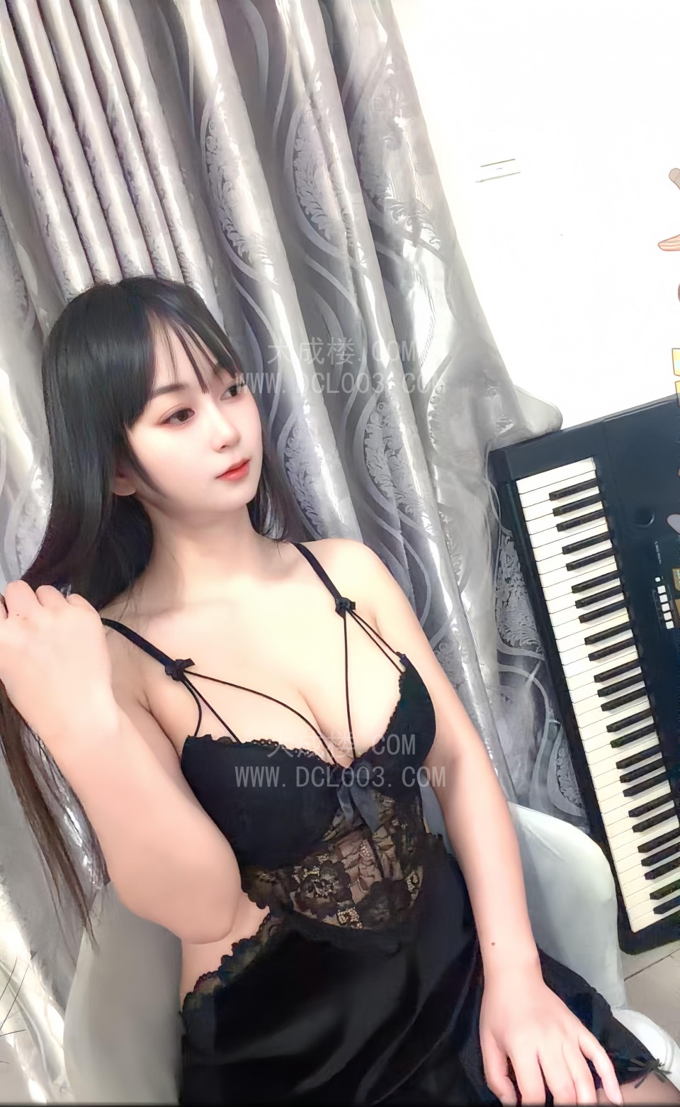 白云气质丰满长腿七七