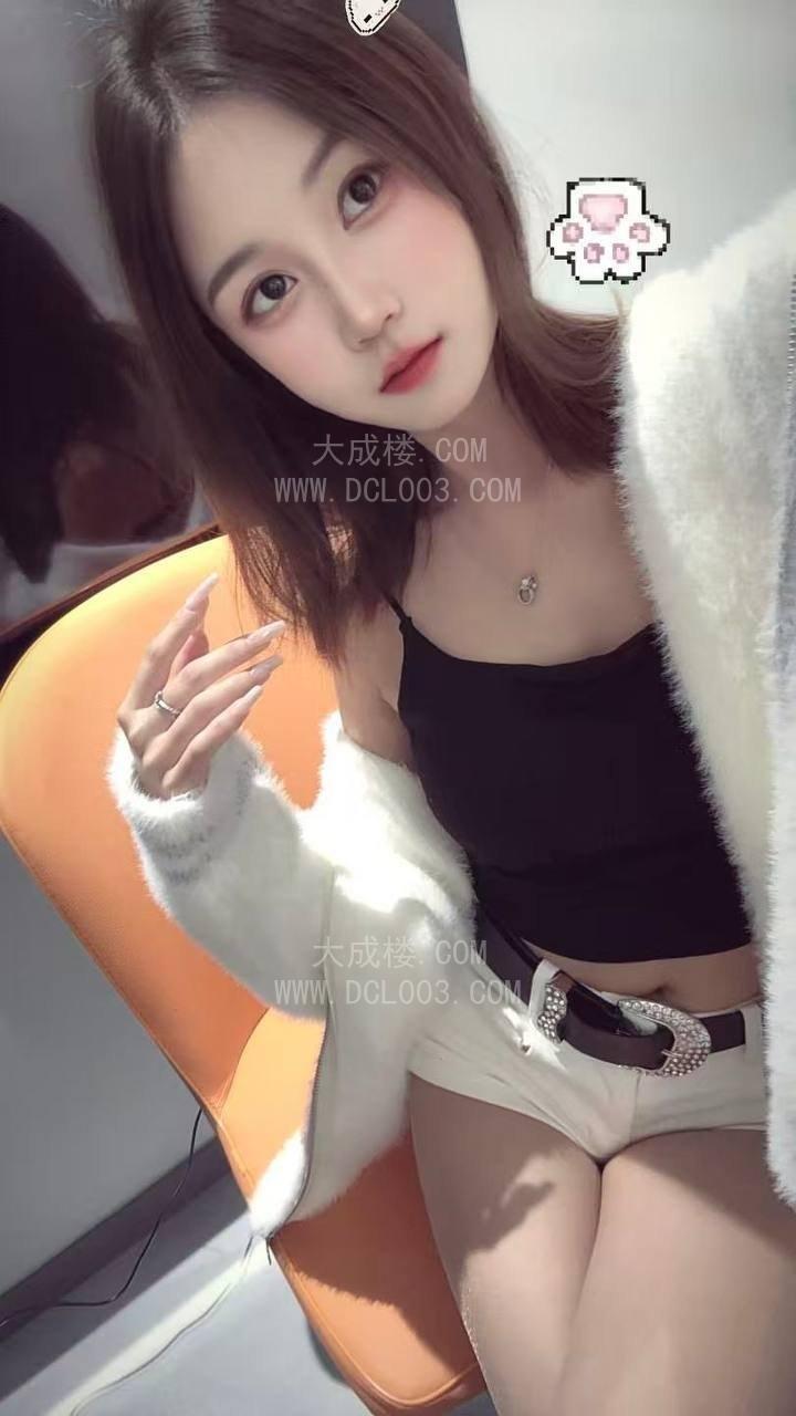 贵阳花果园呆萌小萝莉