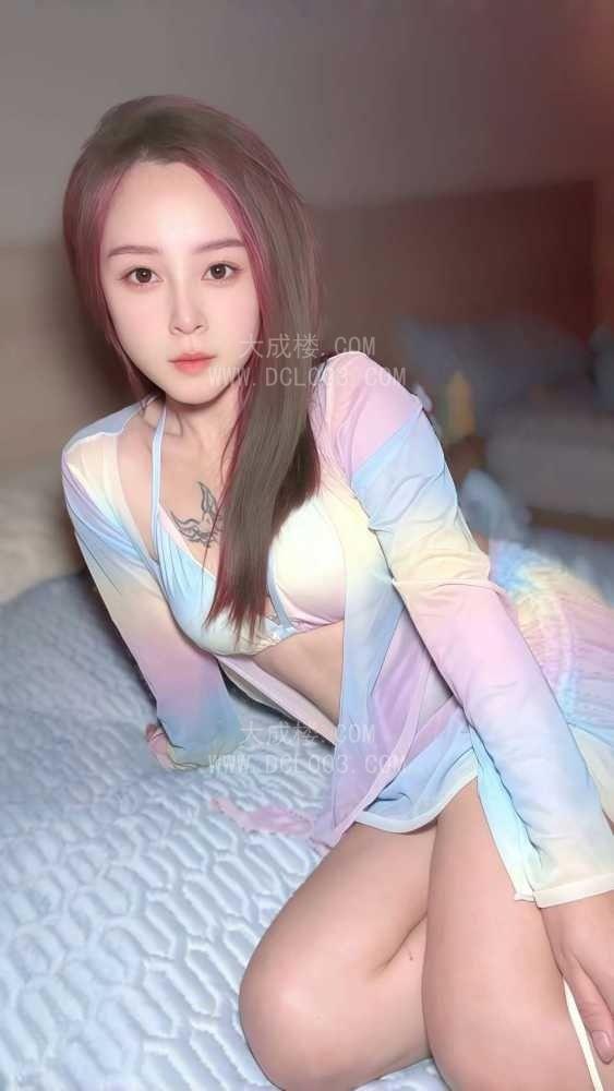 白云极品水多大奶小姐姐