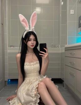 静安情调女迪娜