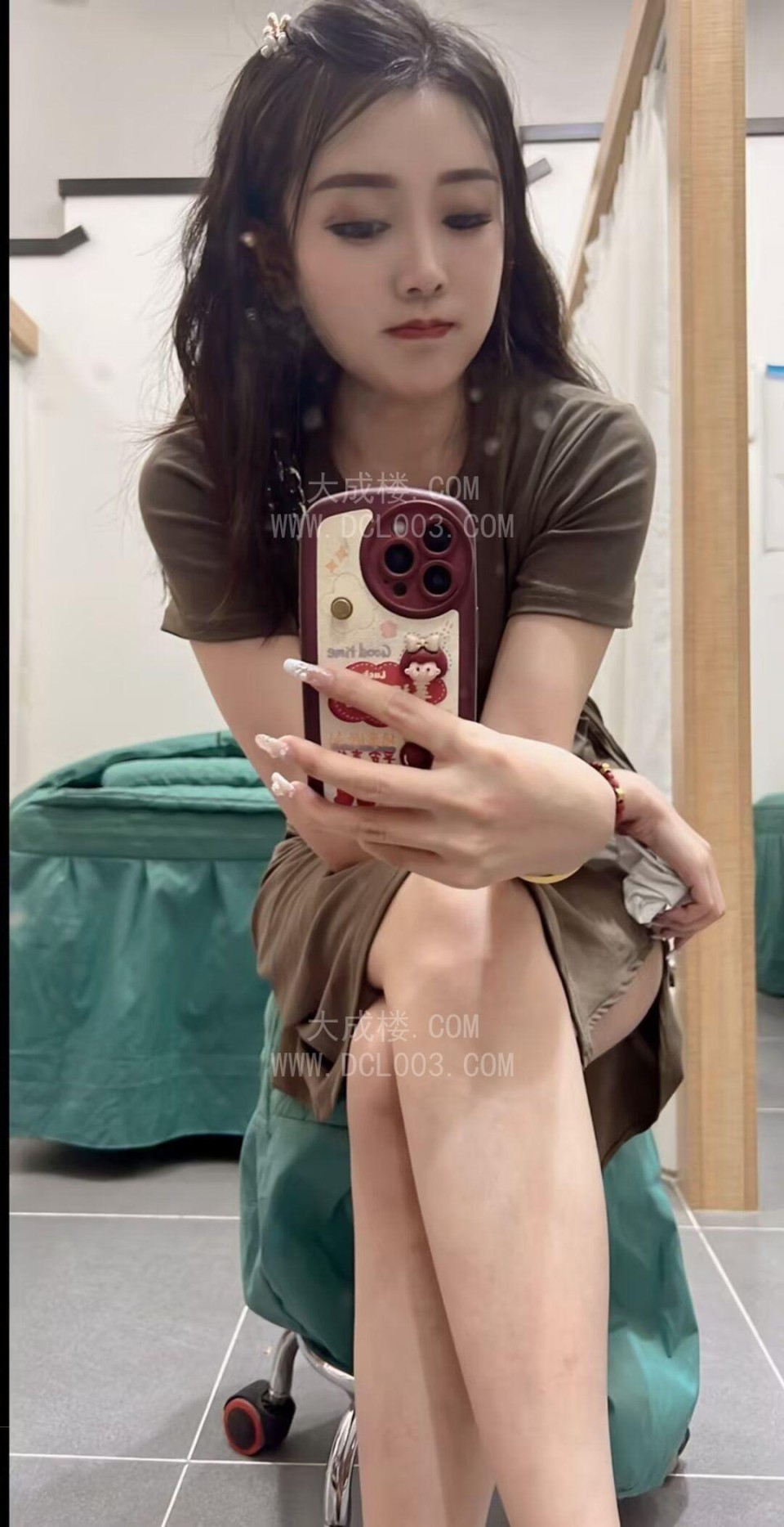 活泼的甜甜小可爱