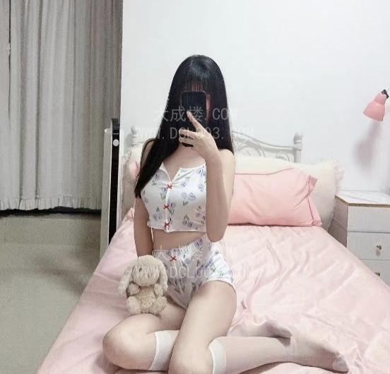 武汉大长腿芳芳