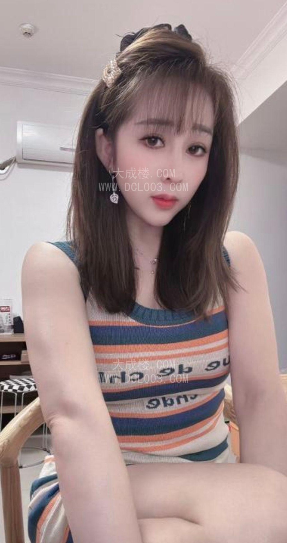 越秀大波轻熟邻家姐