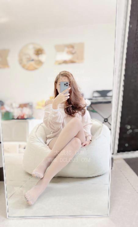 东莞虎门黑丝情趣骚妇萱萱