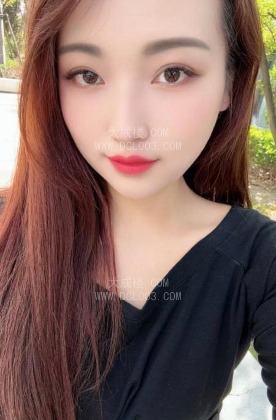 徐汇肤白大胸妹子