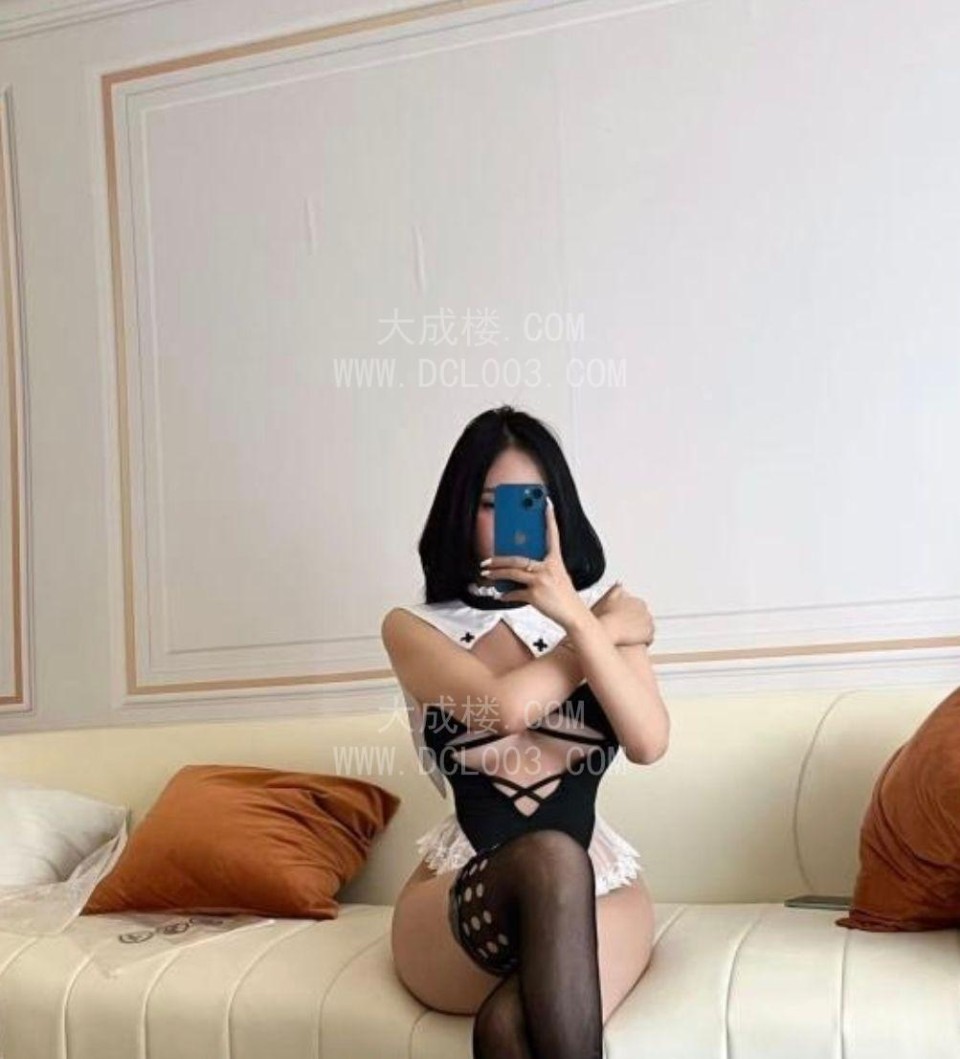黑丝肉臀宝贝敏