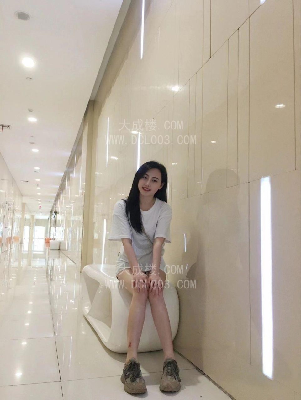 佛山小个子00后女友式体验阳阳