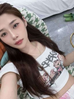白云纯欲美女小四