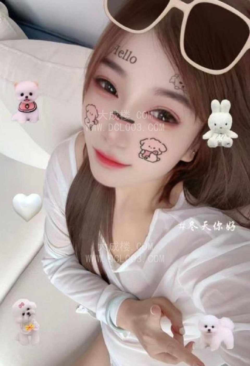 南海大胸翘臂小靓妹