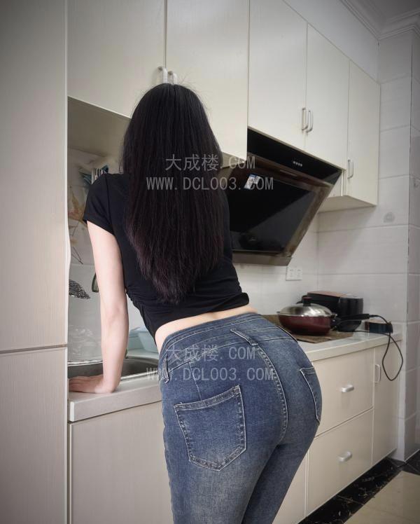 虎丘卖力眼镜妹芳芳